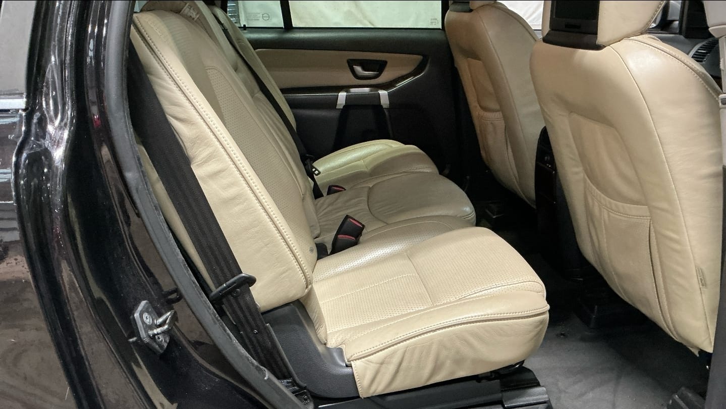 Used Volvo XC90 2011 for sale - 77460343: Photo 8