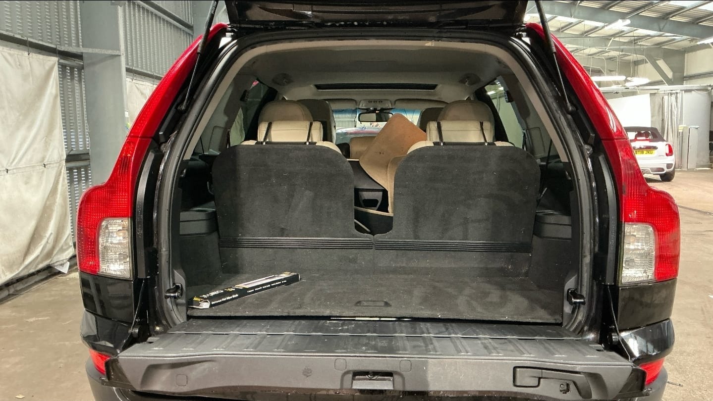 Used Volvo XC90 2011 for sale - 77460343: Photo 9