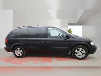 Used Chrysler Grand Voyager undefined for sale - 78250159: Photo