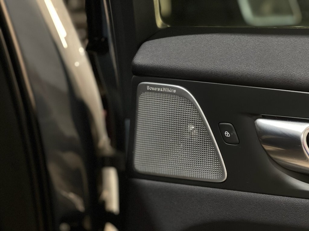 Used Volvo XC60 2022 for sale - 75936651: Photo 30