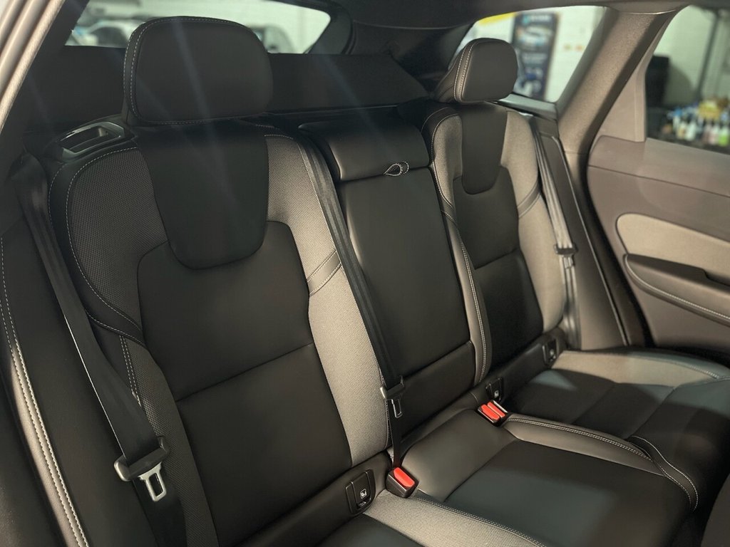 Used Volvo XC60 2022 for sale - 75936651: Photo 32
