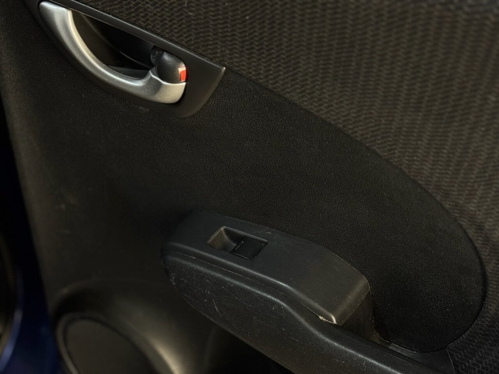 Used Honda Jazz 2011 for sale - 76558465: Photo 26