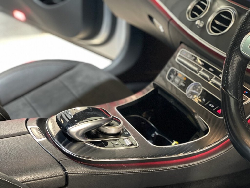 Used Mercedes-Benz E Class 2020 for sale - 76535522: Photo 32