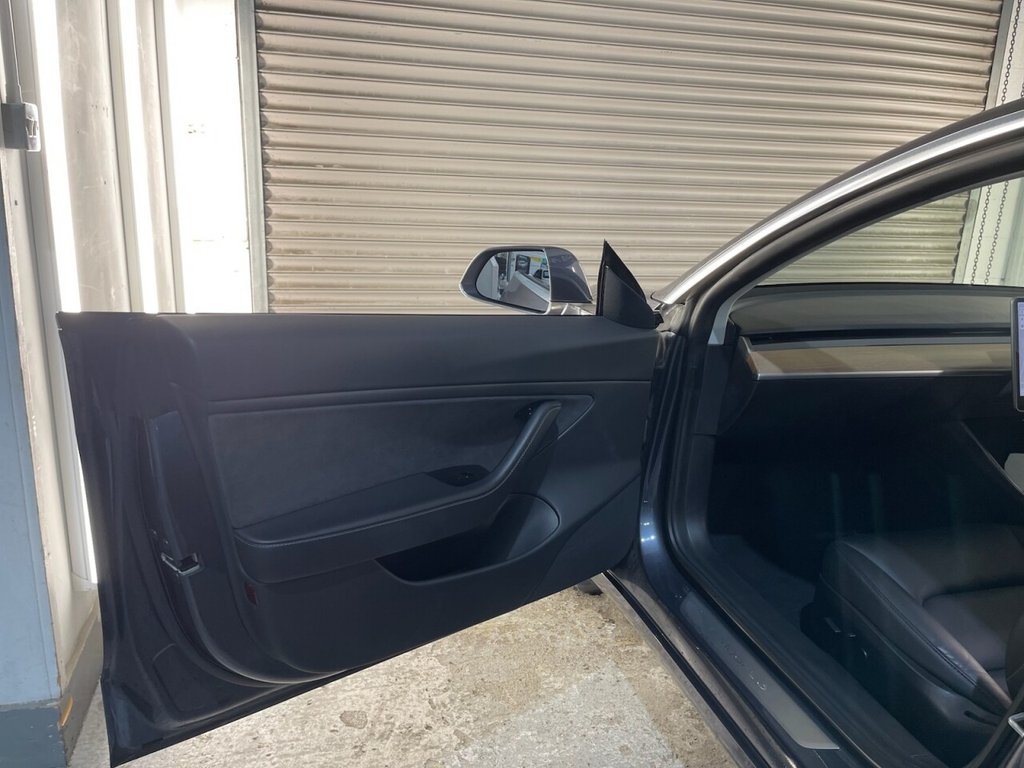 Used Tesla Model 3 2020 for sale - 76210331: Photo 41