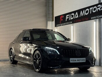 Used Mercedes-Benz C Class 2018 for sale - 77212635: Photo