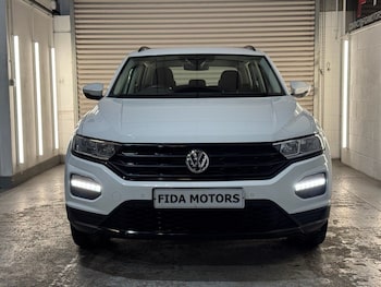 Used Volkswagen T-Roc 2018 for sale - 78315351: Photo