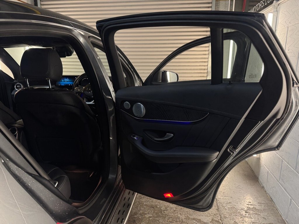 Used Mercedes-Benz GLC 2020 for sale - 77342110: Photo 33