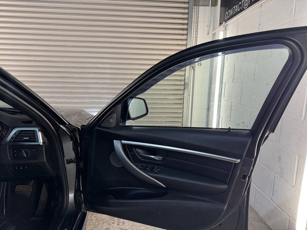 Used BMW 3 Series 2018 for sale - 77328112: Photo 24