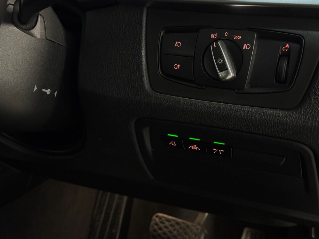 Used BMW 3 Series 2018 for sale - 77328112: Photo 32