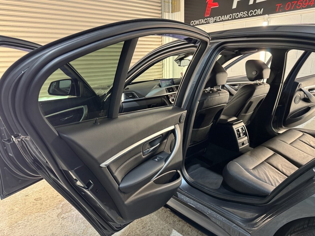 Used BMW 3 Series 2018 for sale - 77328112: Photo 42