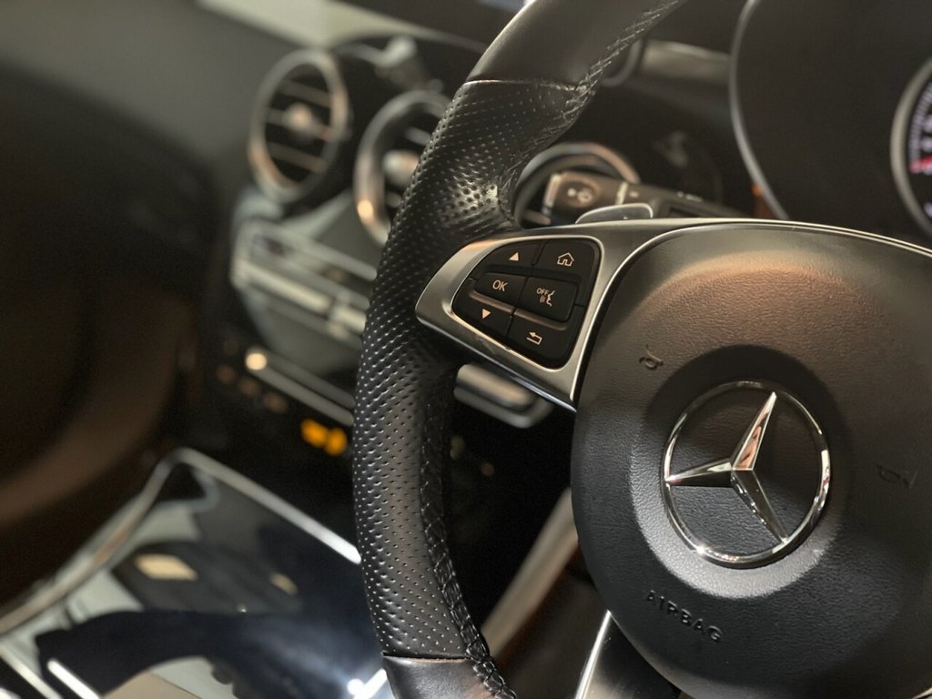 Used Mercedes-Benz GLC 2019 for sale - 76724473: Photo 30