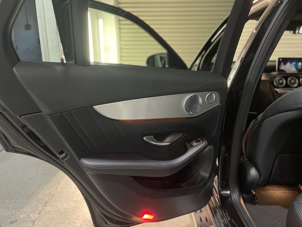 Used Mercedes-Benz GLC 2019 for sale - 76724473: Photo 45