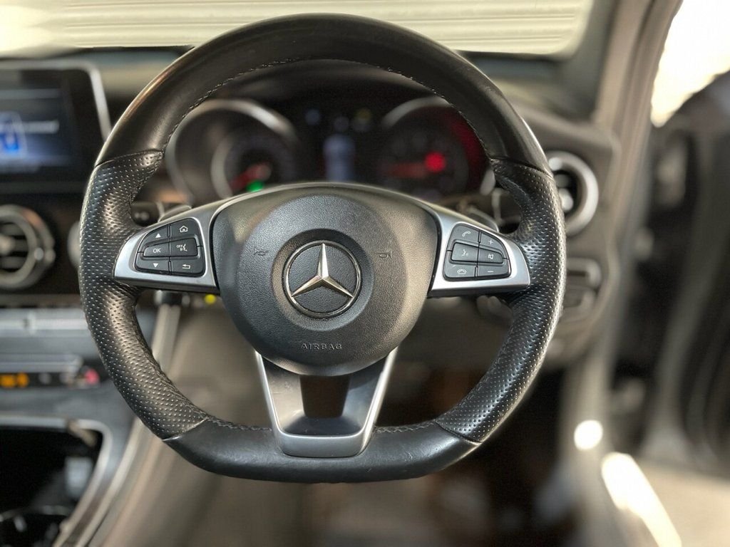 Used Mercedes-Benz GLC 2018 for sale - 76686259: Photo 31