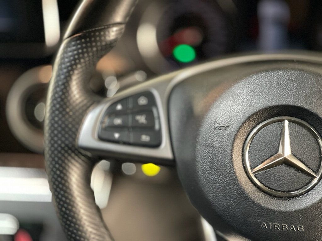 Used Mercedes-Benz GLC 2018 for sale - 76686259: Photo 32