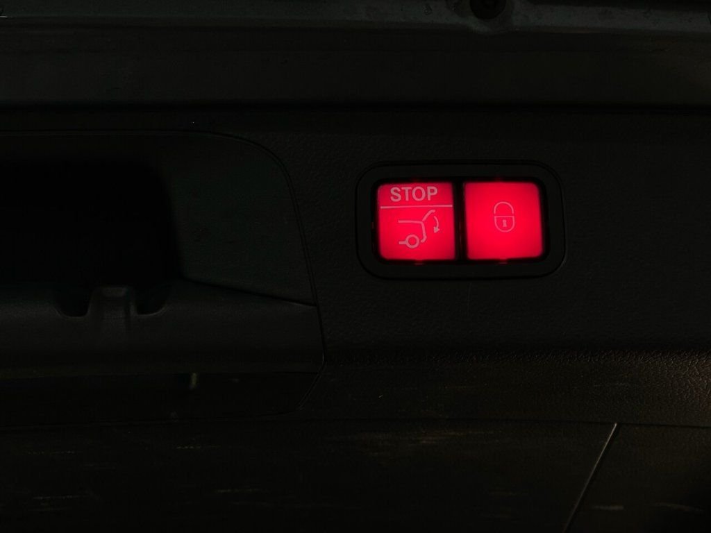 Used Mercedes-Benz GLC 2018 for sale - 76686259: Photo 44