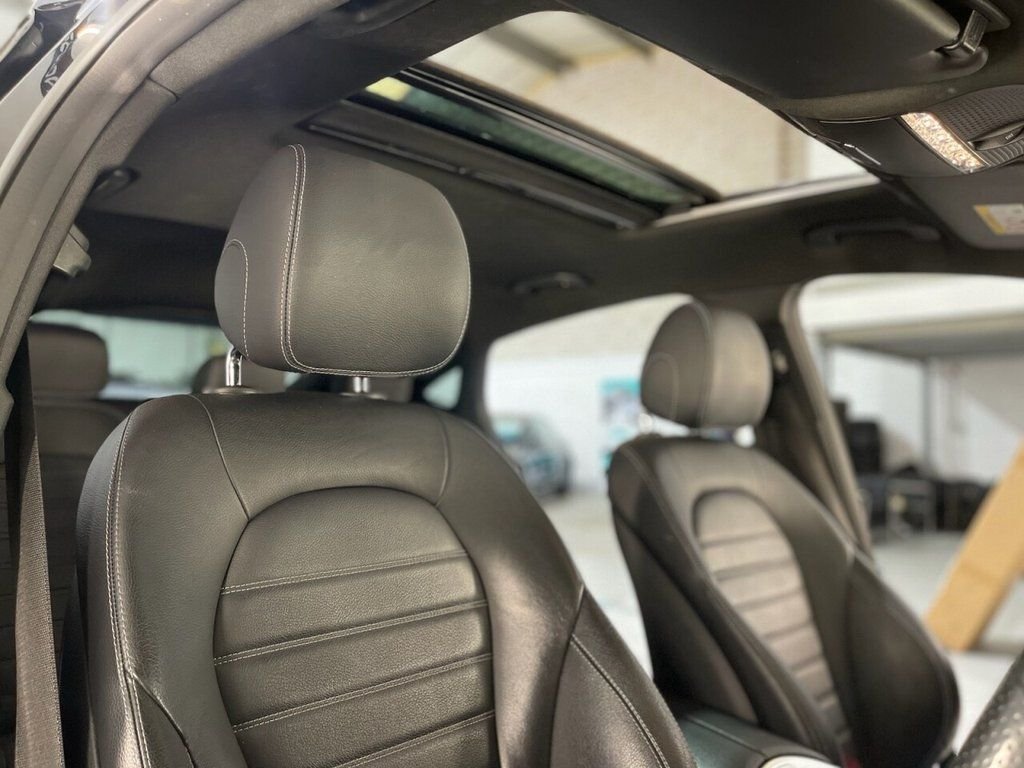 Used Mercedes-Benz GLC 2019 for sale - 76950720: Photo 28