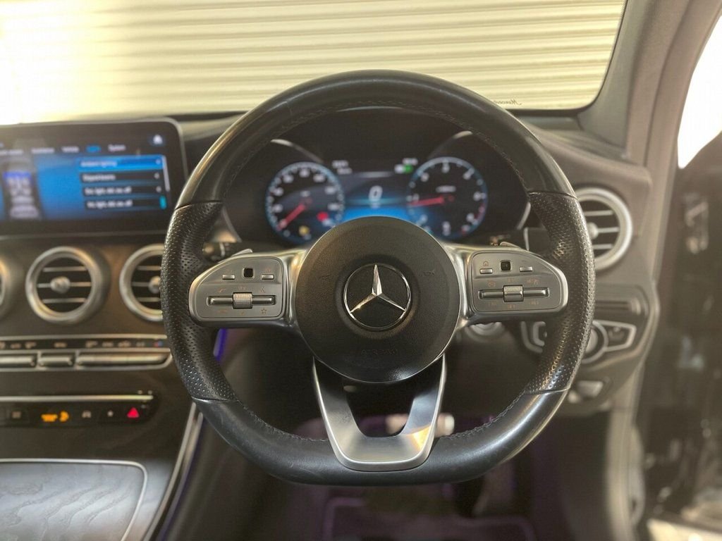 Used Mercedes-Benz GLC 2019 for sale - 76950720: Photo 30