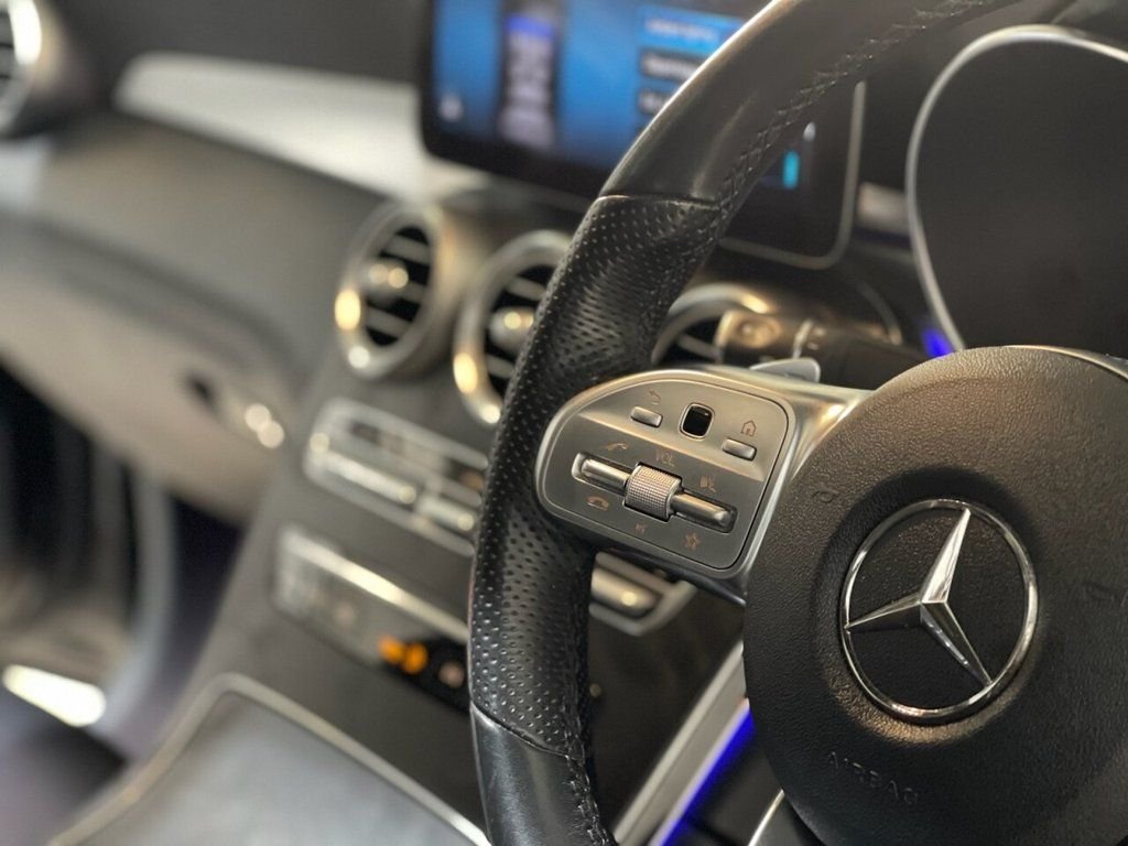 Used Mercedes-Benz GLC 2019 for sale - 76950720: Photo 31