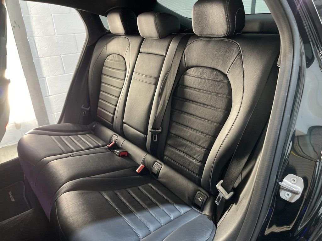 Used Mercedes-Benz GLC 2019 for sale - 76950720: Photo 46