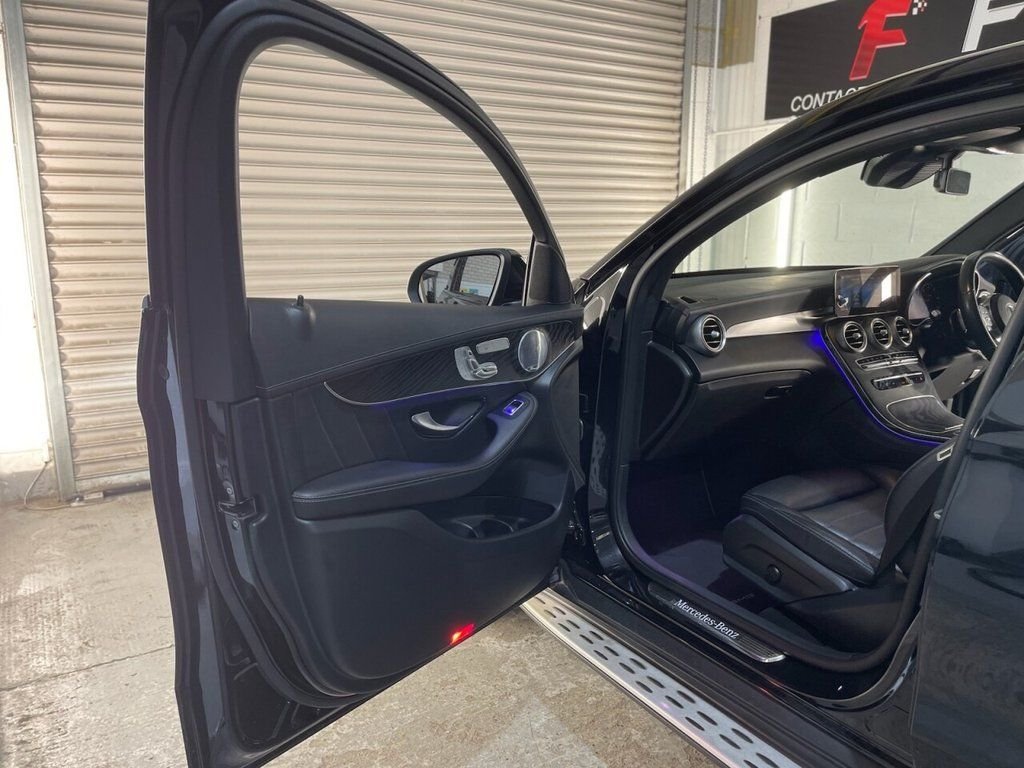 Used Mercedes-Benz GLC 2019 for sale - 76950720: Photo 50