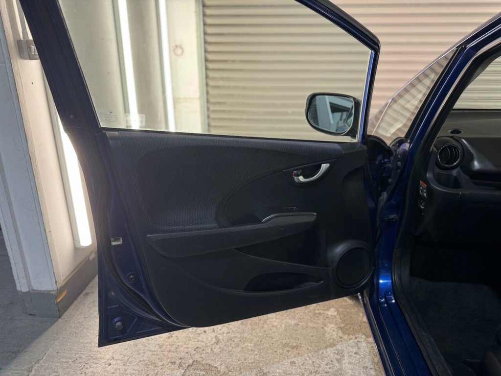 Used Honda Jazz 2011 for sale - 77007102: Photo 33