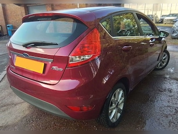Used Ford Fiesta 2010 for sale - 76868201: Photo