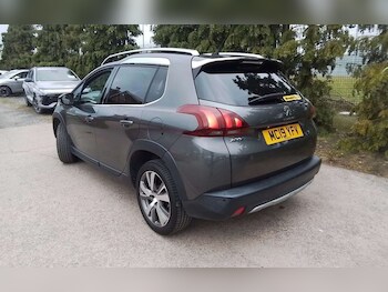 Used Peugeot 2008 2019 for sale - 78819110: Photo