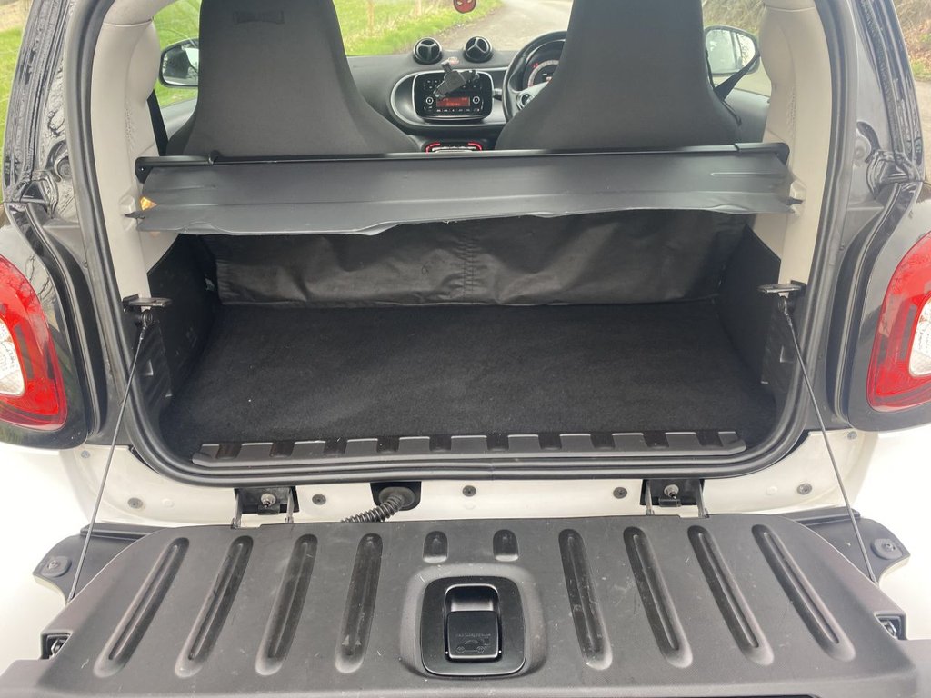 Used smart fortwo 2016 for sale - 77287869: Photo 11