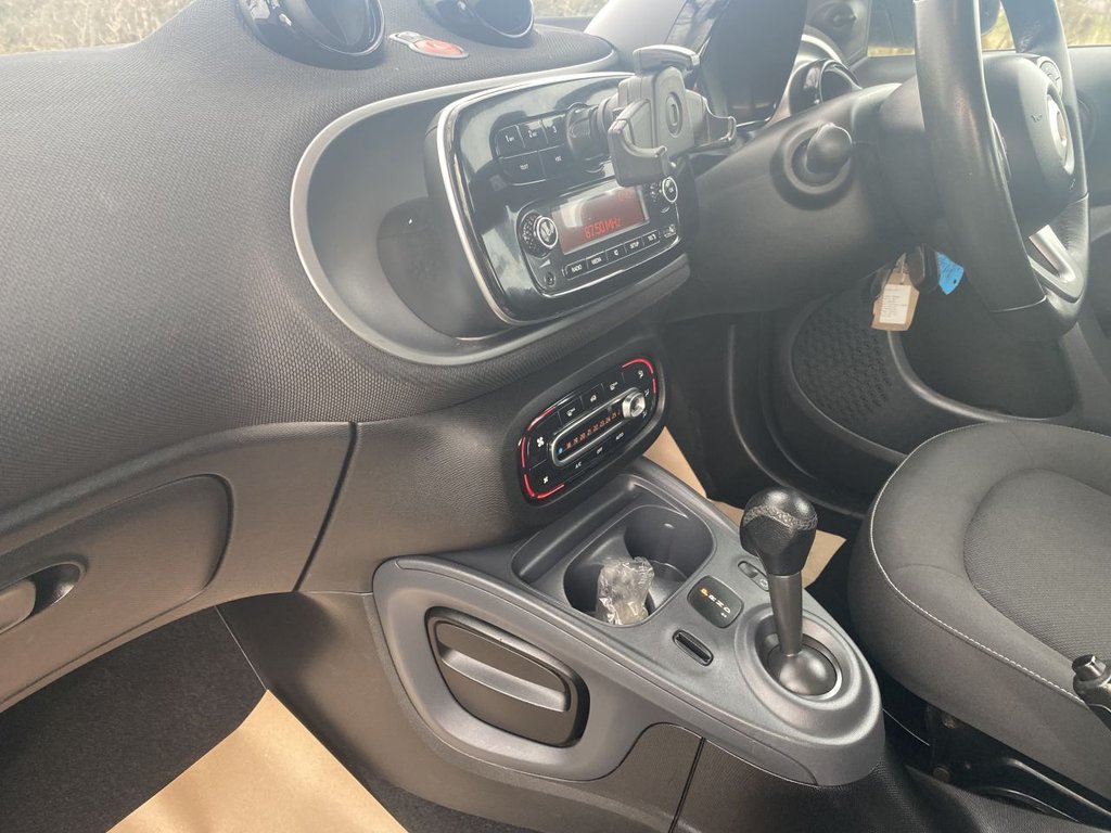 Used smart fortwo 2016 for sale - 77287869: Photo 16