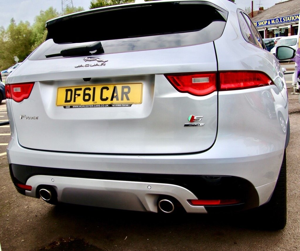 Used Jaguar F-Pace 2017 for sale - 76029298: Photo 16