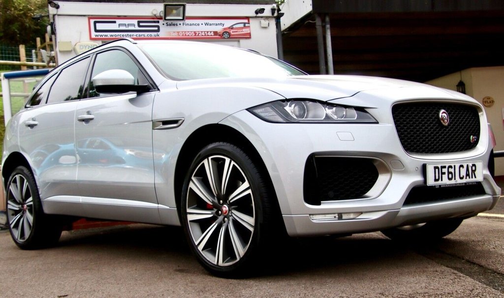 Used Jaguar F-Pace 2017 for sale - 76029298: Photo 2