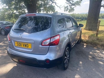 Used Nissan Qashqai+2 2011 for sale - 79276630: Photo