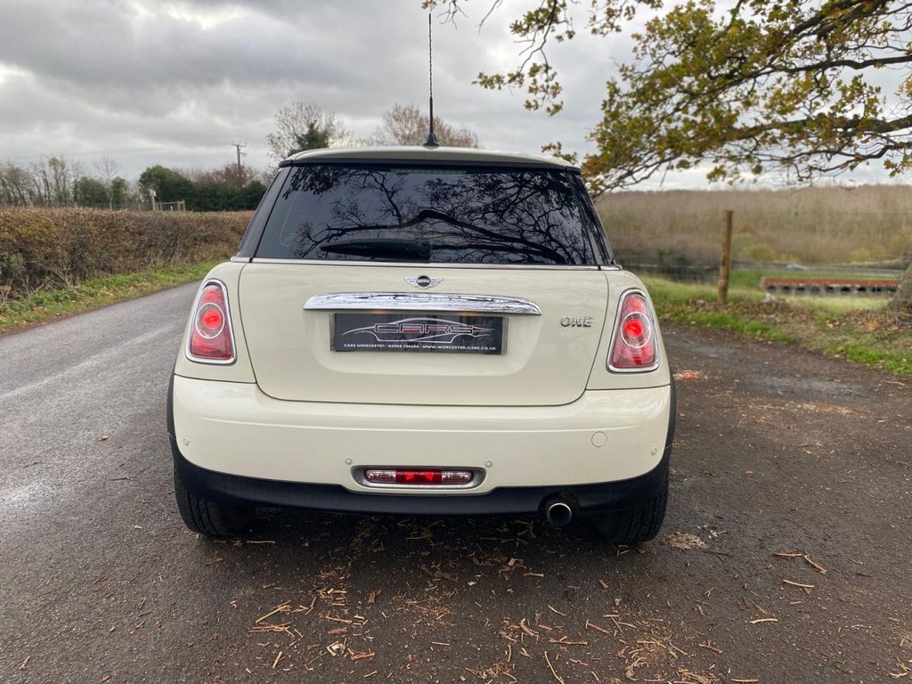 Used MINI Hatch 2011 for sale - 76632146: Photo 10