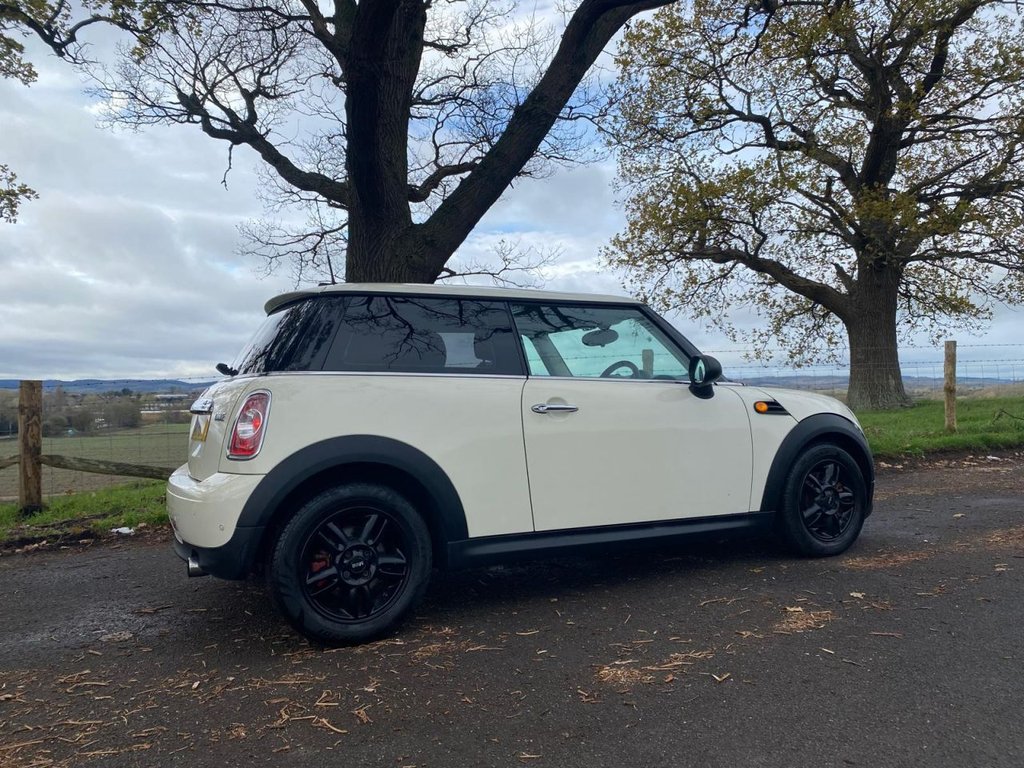 Used MINI Hatch 2011 for sale - 76632146: Photo 13