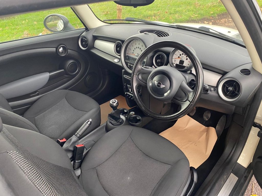 Used MINI Hatch 2011 for sale - 76632146: Photo 20