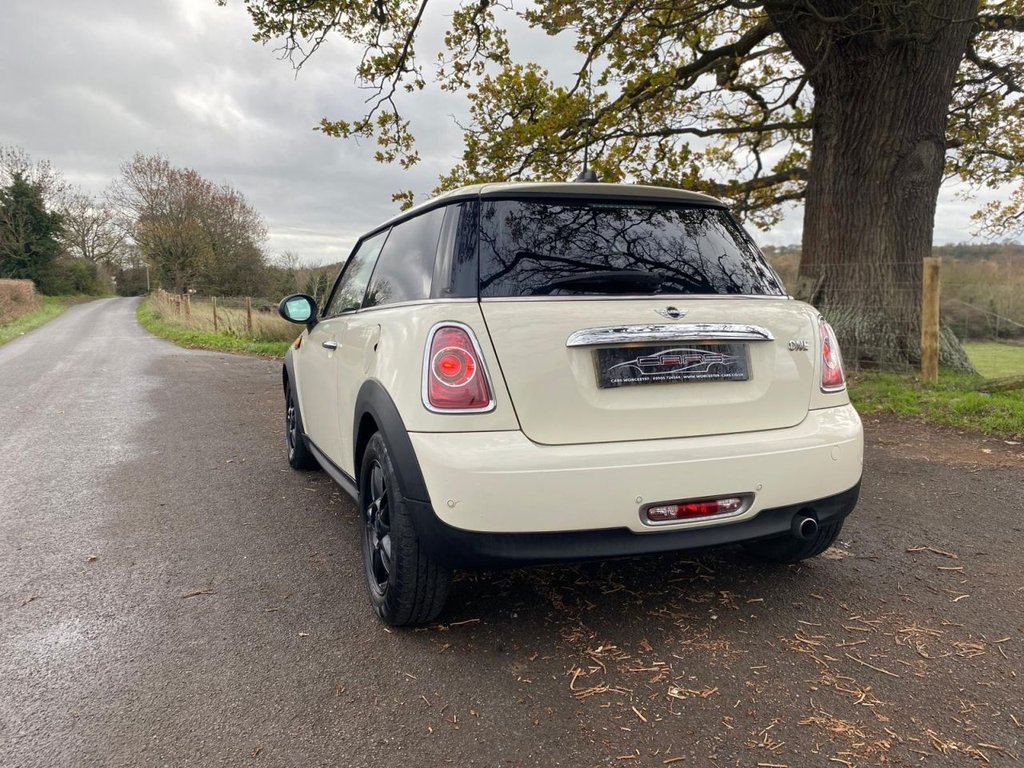 Used MINI Hatch 2011 for sale - 76632146: Photo 9