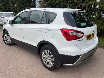 Used Suzuki SX4 S-Cross 2016 for sale - 77967275: Photo 2