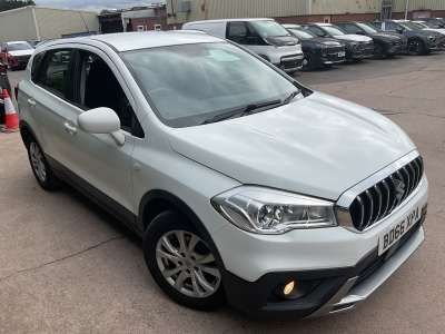 Used Suzuki SX4 S-Cross 2016 for sale - 77967275: Photo 4