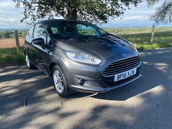Used Ford Fiesta 2016 for sale - 79804796: Photo