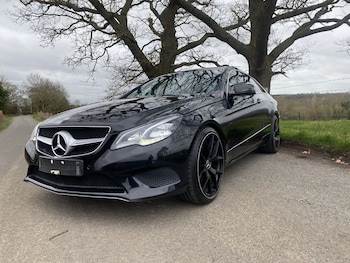 Used Mercedes-Benz E Class 2013 for sale - 77780463: Photo