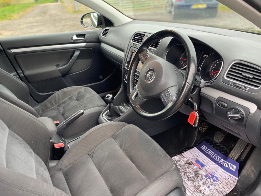 Used Volkswagen Golf 2010 for sale - 76482336: Photo 17