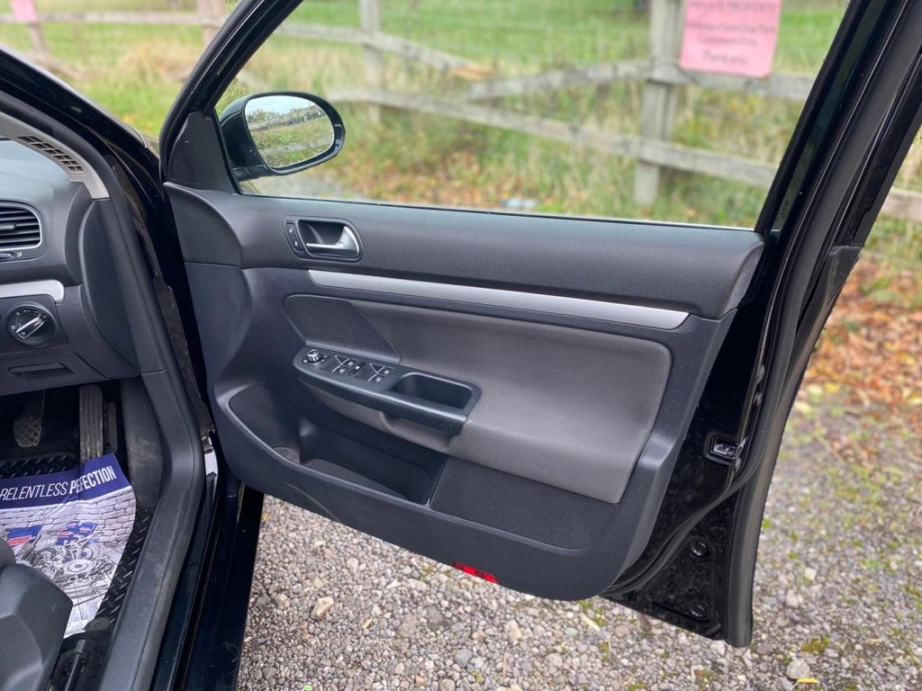 Used Volkswagen Golf 2010 for sale - 76482336: Photo 18