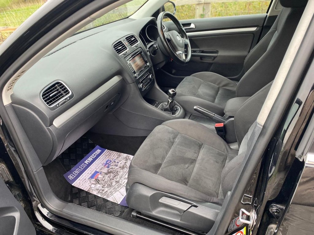 Used Volkswagen Golf 2010 for sale - 76482336: Photo 19