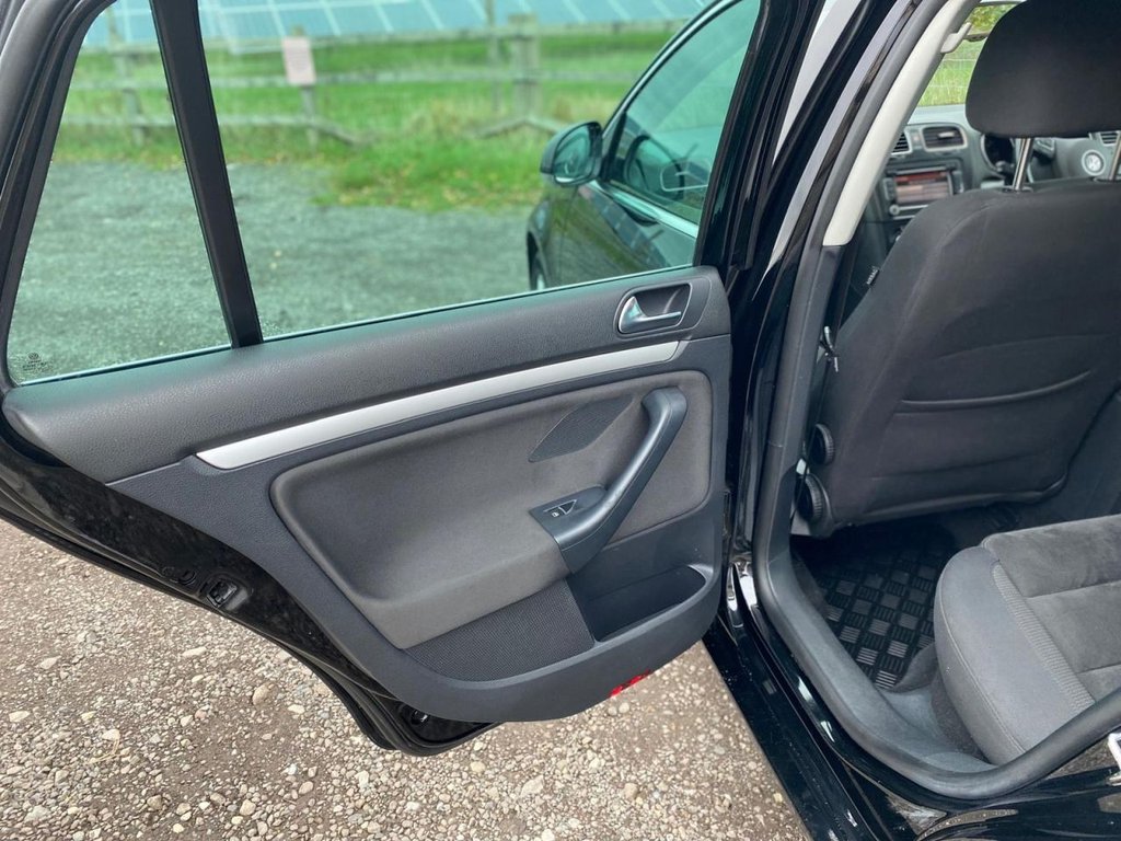 Used Volkswagen Golf 2010 for sale - 76482336: Photo 23