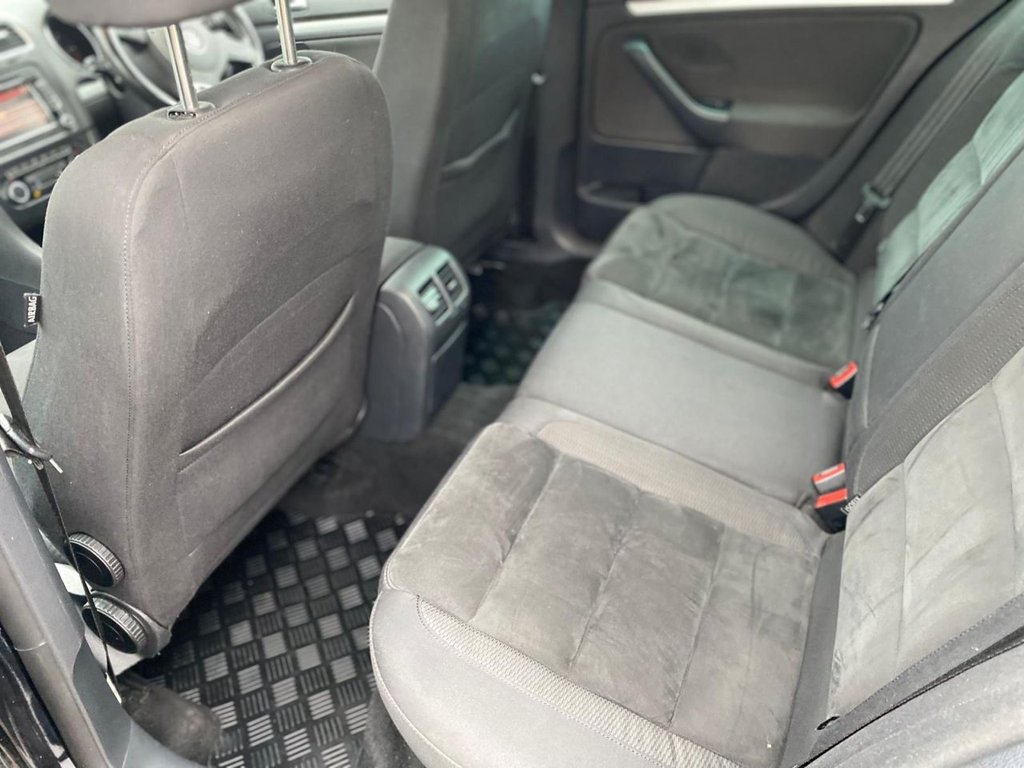 Used Volkswagen Golf 2010 for sale - 76482336: Photo 24