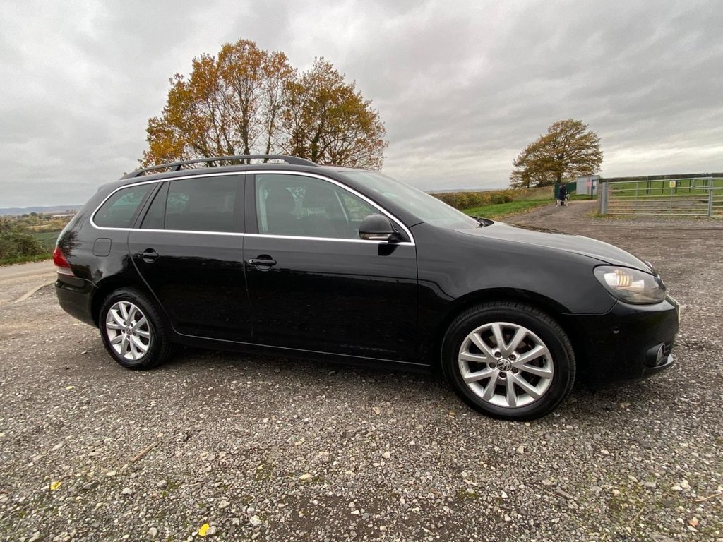 Used Volkswagen Golf 2010 for sale - 76482336: Photo 5