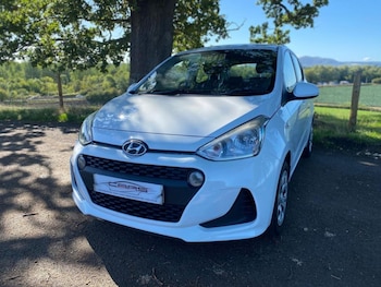 Used Hyundai i10 2017 for sale - 76029228: Photo