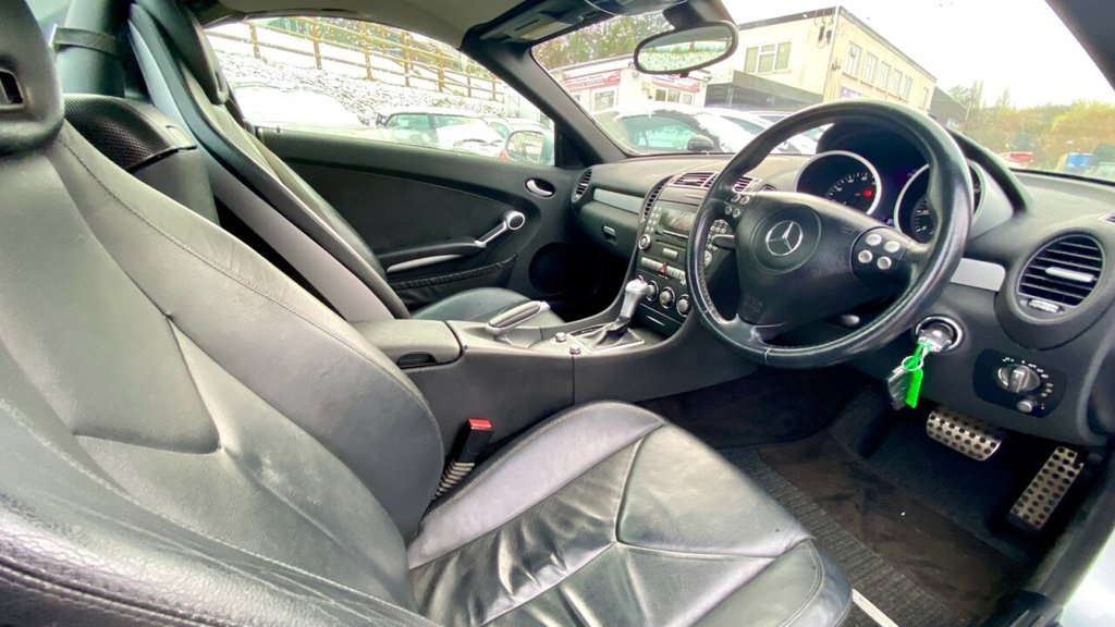 Used Mercedes-Benz SLK 2004 for sale - 77668770: Photo 15