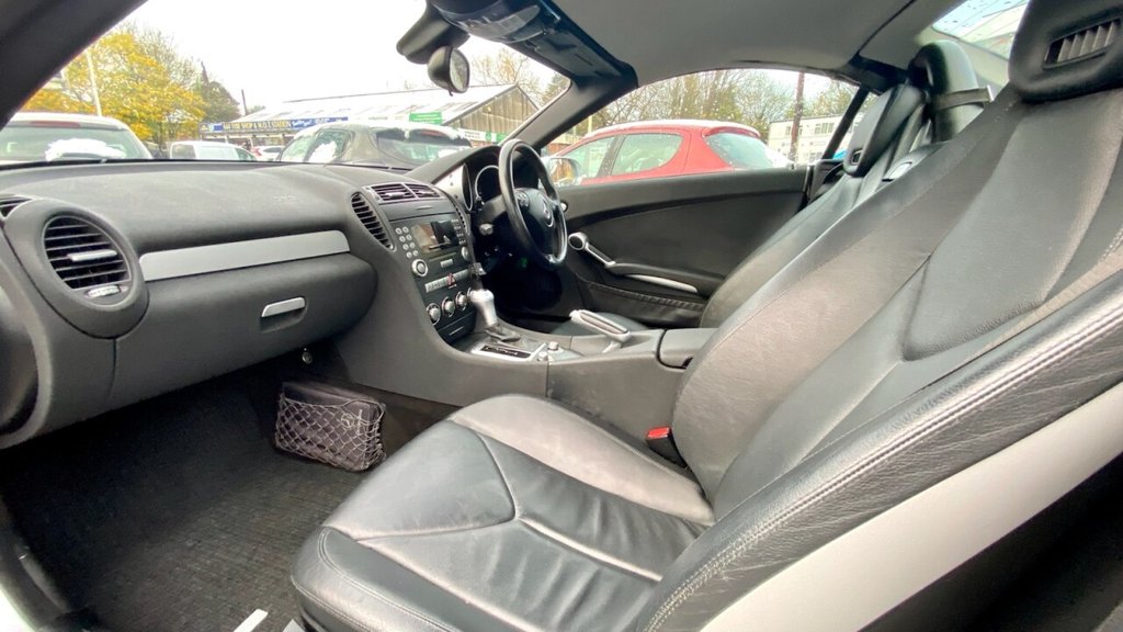 Used Mercedes-Benz SLK 2004 for sale - 77668770: Photo 17