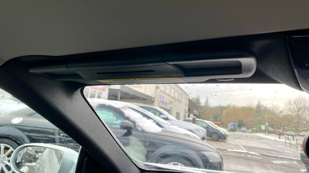 Used Mercedes-Benz SLK 2004 for sale - 77668770: Photo 39